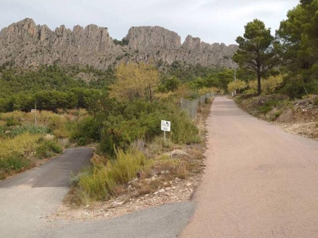 Terreno en venta en la Marina Baixa, Valencia