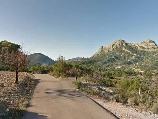 Terreno en venta en la Marina Baixa, Valencia