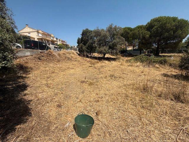 Terreno en venta en Fresnedillas De La Oliva Terreno en venta en Fresnedillas De La Oliva