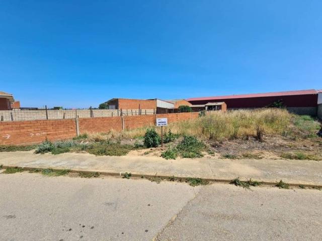 Terreno en venta en Fresno De La Vega, Castilla y León
