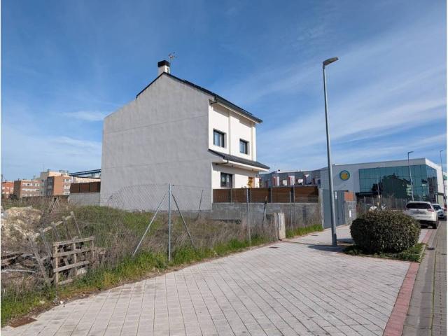 Terreno en venta en Fuenlabrada, Madrid