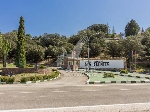 Terreno en venta en Fuentenovilla, Urbanización Las Fuentes