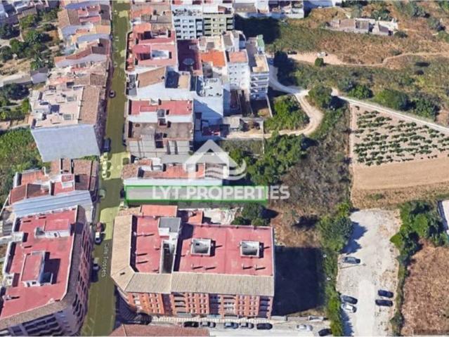 Terreno en venta en Gata De Gorgos, Valencia