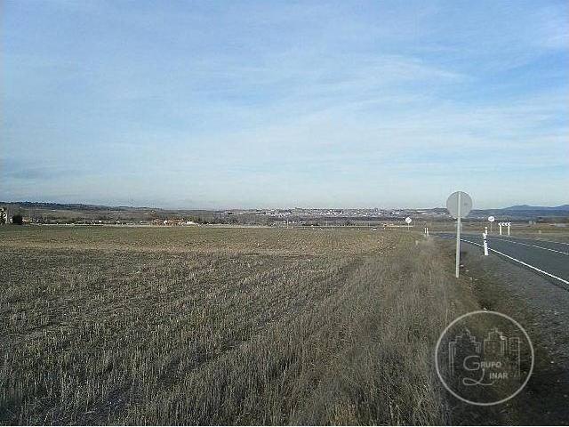 Terreno en venta en Gemuño, Castilla y León