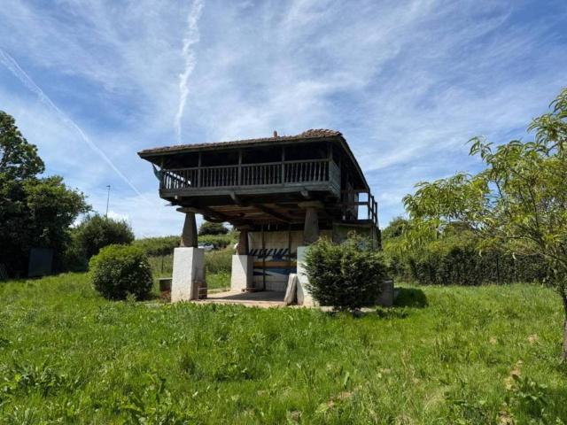 Terreno en venta en La Vega, Gijón
