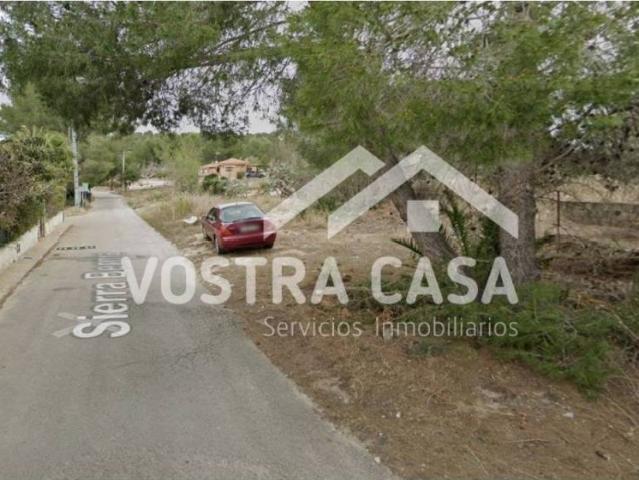 Terreno en venta en La Hoya de Buñol, Valencia