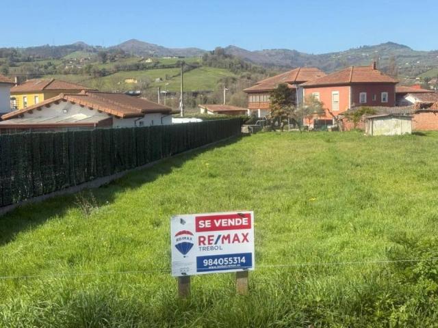 Terreno en venta en Grado, Asturias