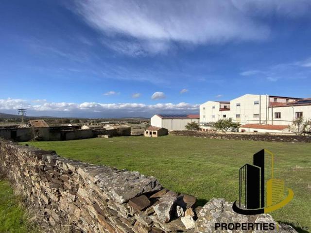 Terreno en venta en Guijuelo, Castilla y León