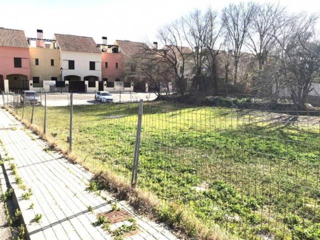 Terreno en venta en Guillena, Andalucía
