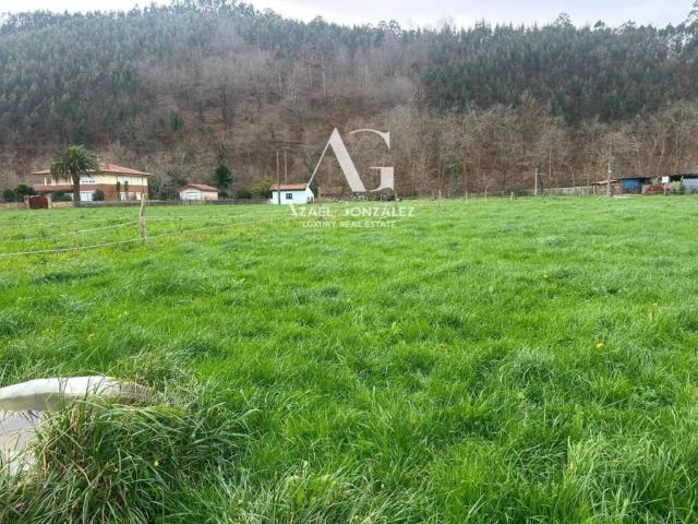 Terreno en venta en Guriezo, Cantabria