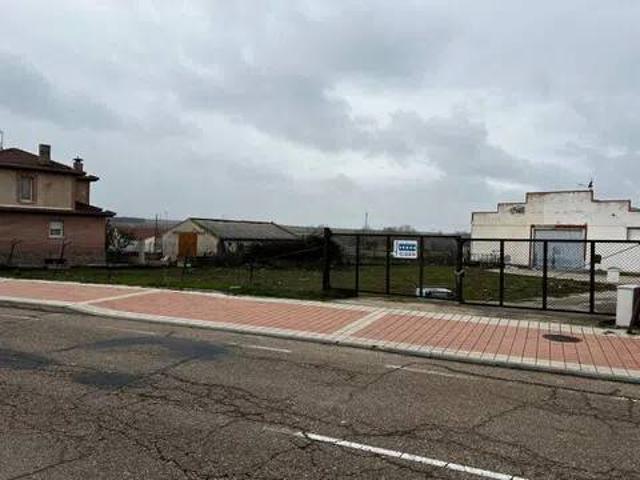 Terreno en venta en Hontanares De Eresma, Castilla y León