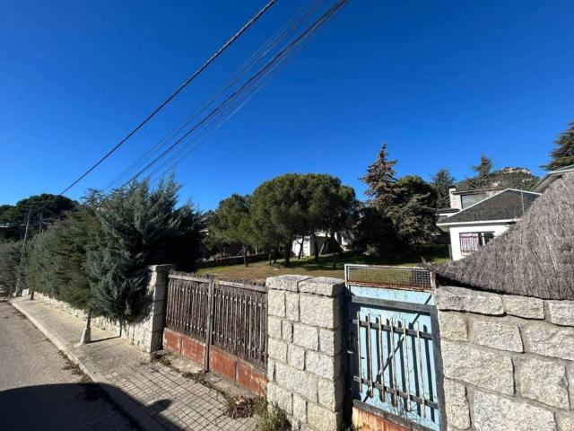 Terreno en venta en Hoyo De Manzanares Terreno en venta en Hoyo De Manzanares