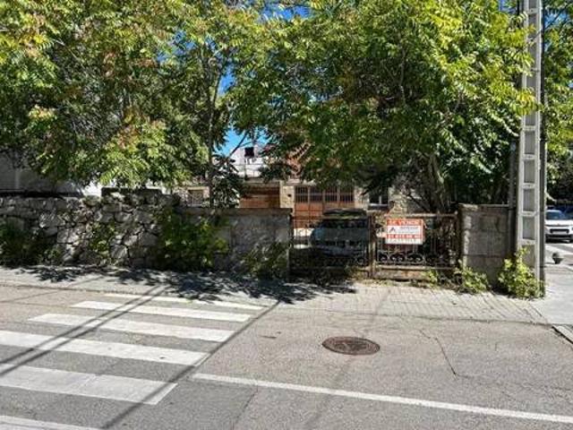 Terreno en venta en Hoyo De Manzanares, Madrid