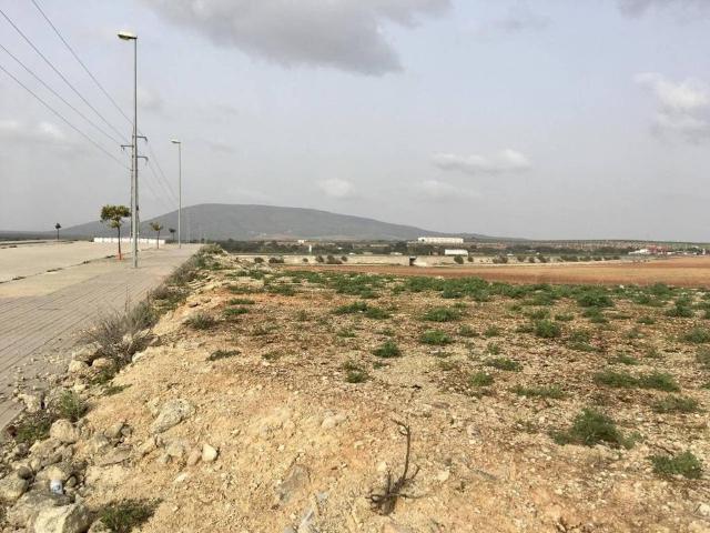 Terreno en venta en Antequera, Andalucía