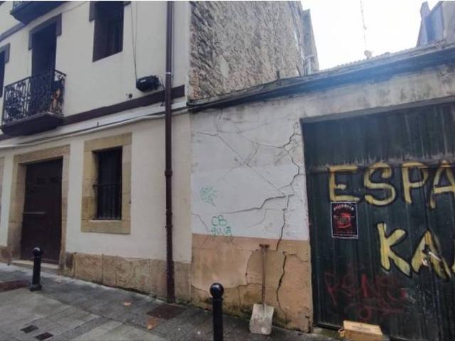 Terreno en venta en Irun, Guipúzcoa