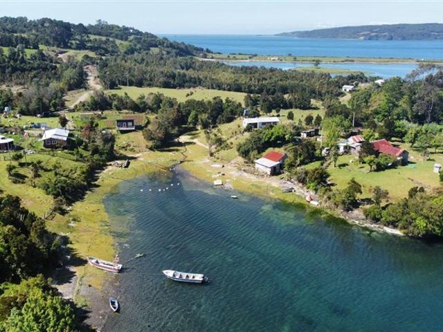 Casa en venta en Quemchi, Los Lagos