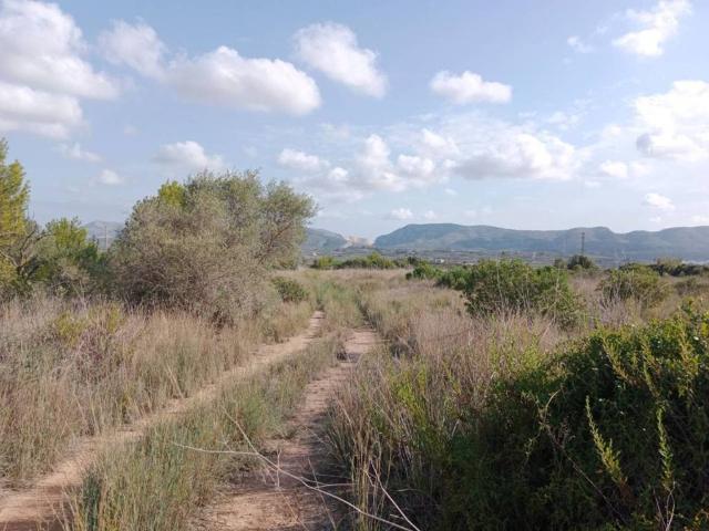 Terreno en venta en la Marina Alta, Valencia