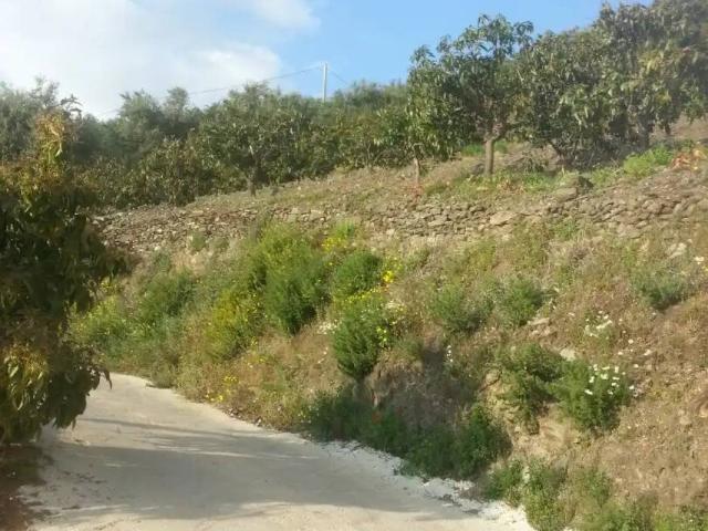Terreno en venta en Comarca de la Costa Granadina, Andalucía