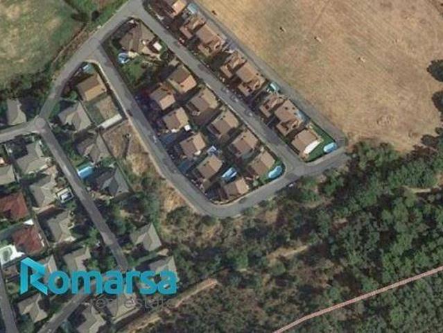 Terreno en venta en La Adrada
