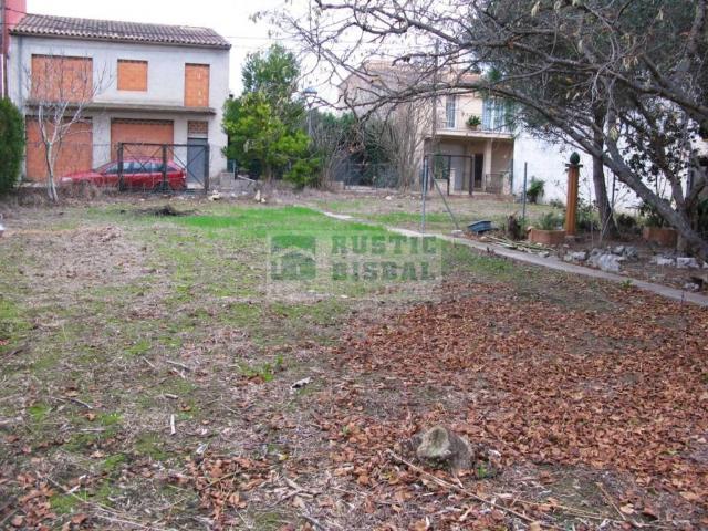 Terreno en venta en La Bisbal D'empordà