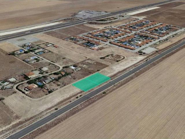 Terreno en venta en La Gineta, Castilla-La Mancha