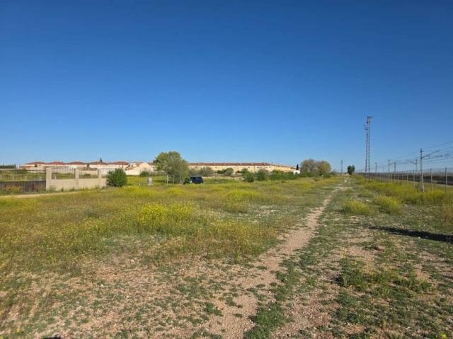 Terreno en venta en La Gineta, Castilla-La Mancha