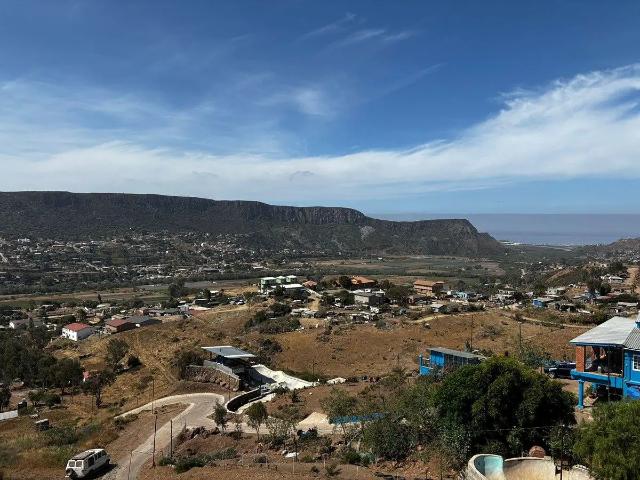 Terreno en venta en La Misión, Baja California