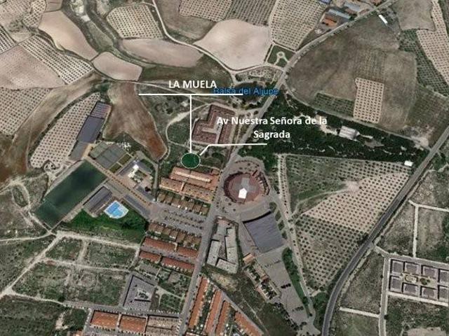 Terreno en venta en La Muela, Zaragoza