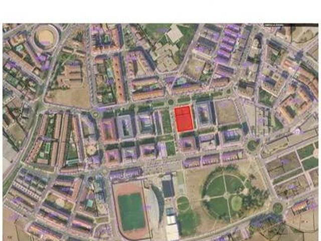 Terreno en venta en Villapatro, Lardero