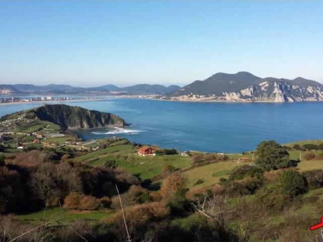 Terreno en venta en Laredo, Cantabria