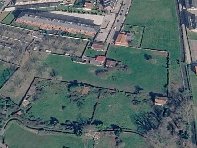 Terreno en venta en Laredo