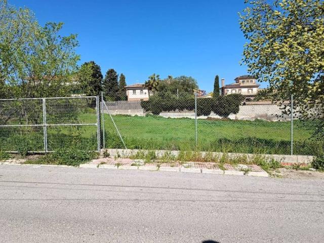 Terreno en venta en Comarca de la Vega de Granada, Andalucía