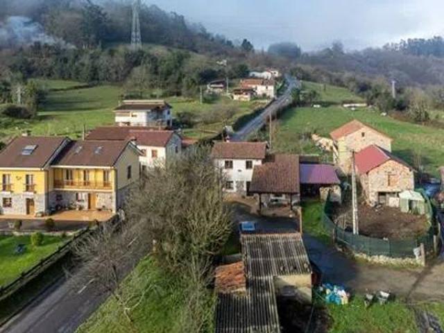 Terreno en venta en Las Regueras, Asturias