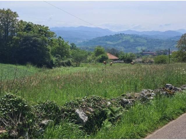 Terreno en venta en Las Regueras, Asturias