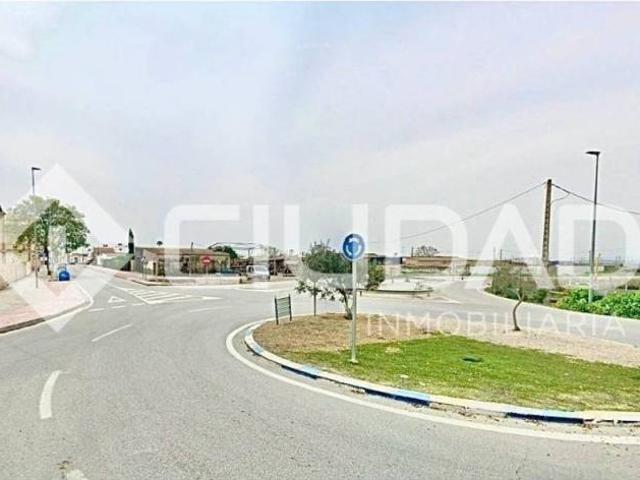 Terreno en venta en Lebrija, Andalucía