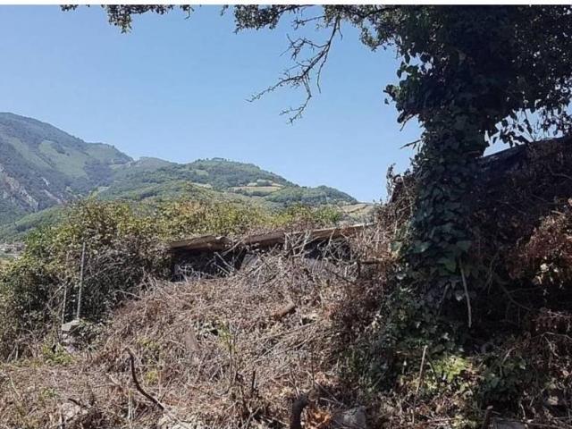 Terreno en venta en Lena, Asturias