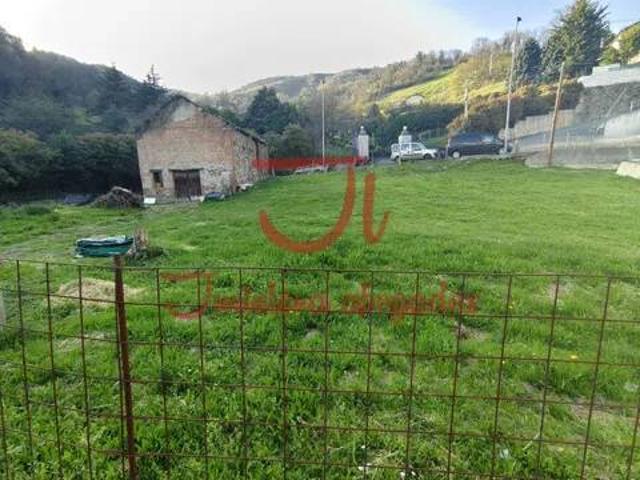 Terreno en venta en El Corraón, Lena