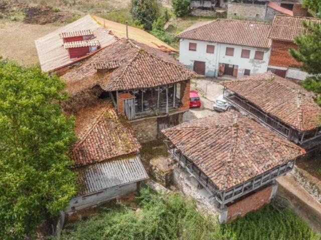 Terreno en venta en Lena, Asturias