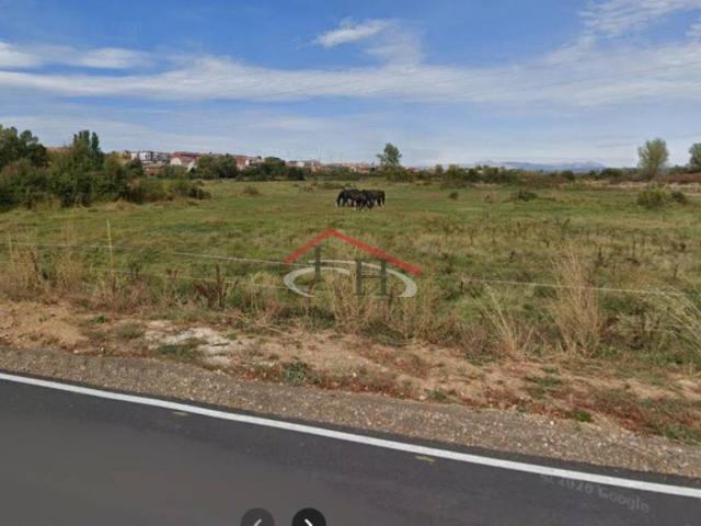Terreno en venta en Villaquilambre, Castilla y León