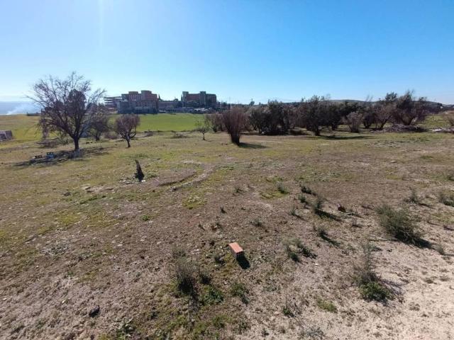 Terreno en venta en Linares, Andalucía