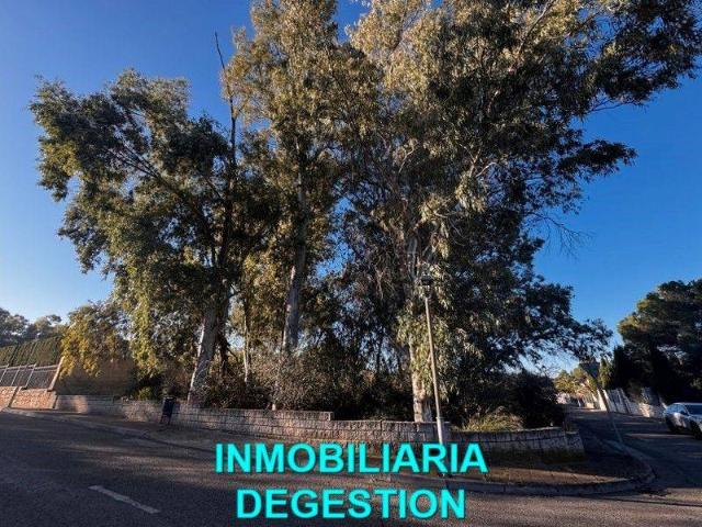Terreno en venta en Linares, Andalucía