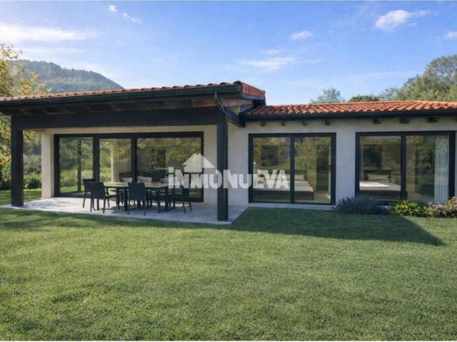 Terreno en venta en Llanes, Asturias
