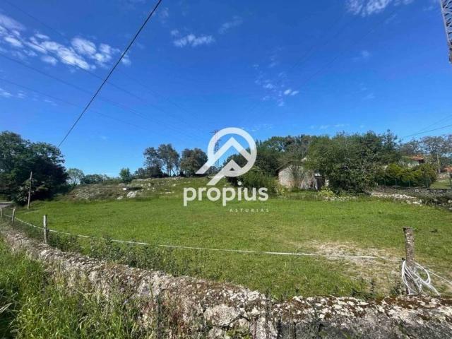 Terreno en venta en Llanes, Asturias