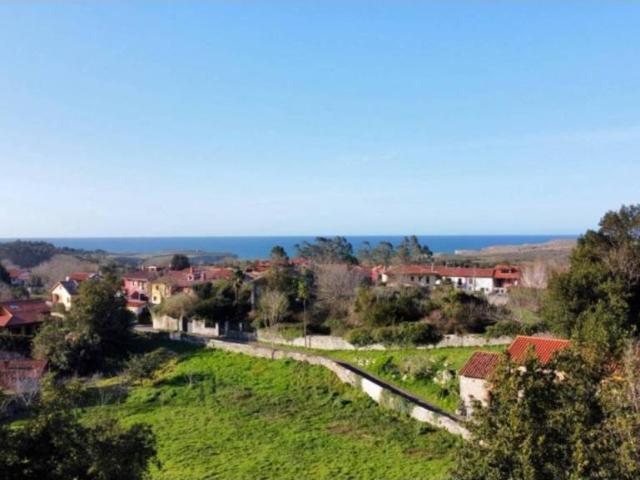 Terreno en venta en Llanes, Asturias