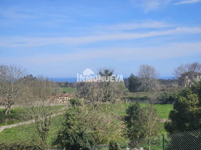 Terreno en venta en Llanes, Asturias
