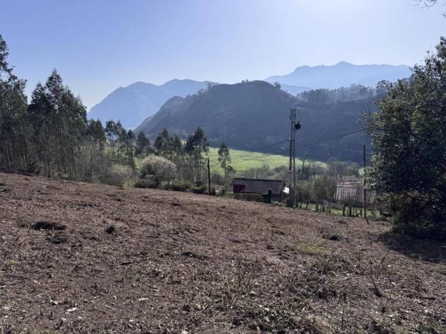 Terreno en venta en Llanes, Asturias