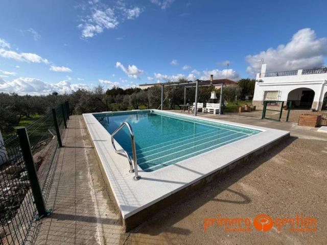 Casa en venta en Lora Del Río, Andalucía
