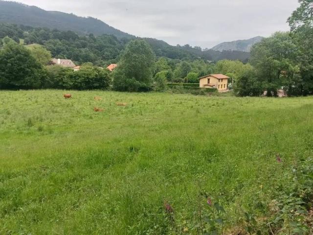 Terreno en venta en Los Corrales De Buelna, Cantabria