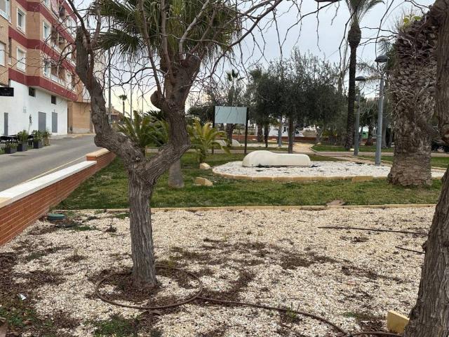 Terreno en venta en Los Montesinos, Barrio de los Miras
