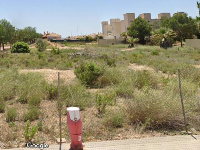 Terreno en venta en Los Montesinos